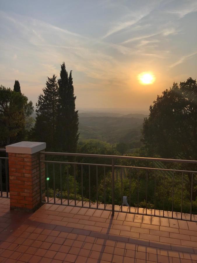 Appartamento Con Vista Sulle Colline Toscane Montespertoli Luaran gambar